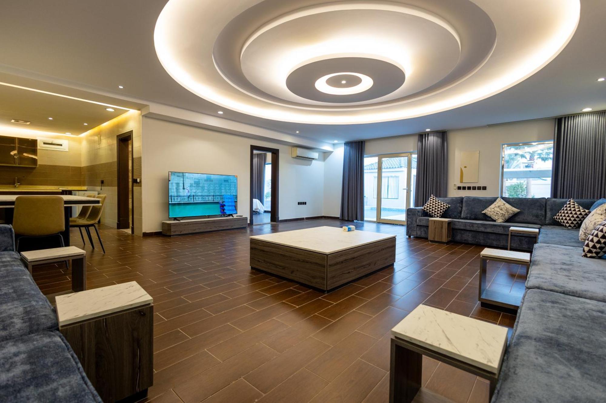 Alasdaf Chalets 利雅德 外观 照片